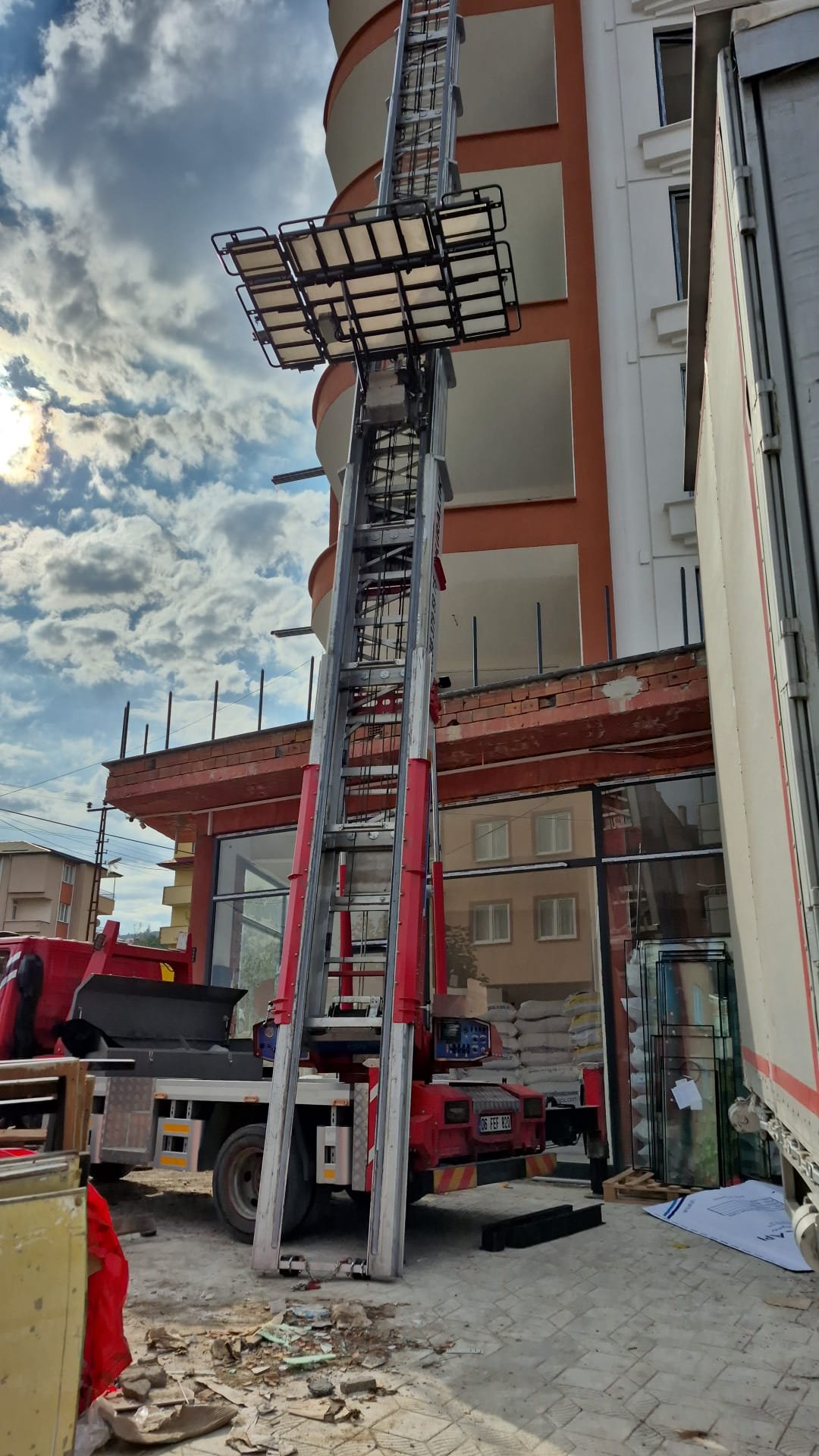 Ofis Taşımacılığı Asansör Hizmeti